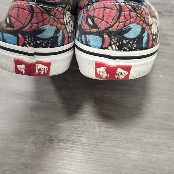 Vans Marvel Spider-Man Graphic Slip-Ons Mens 7 Womens 8.5 - Picture 3 of 10